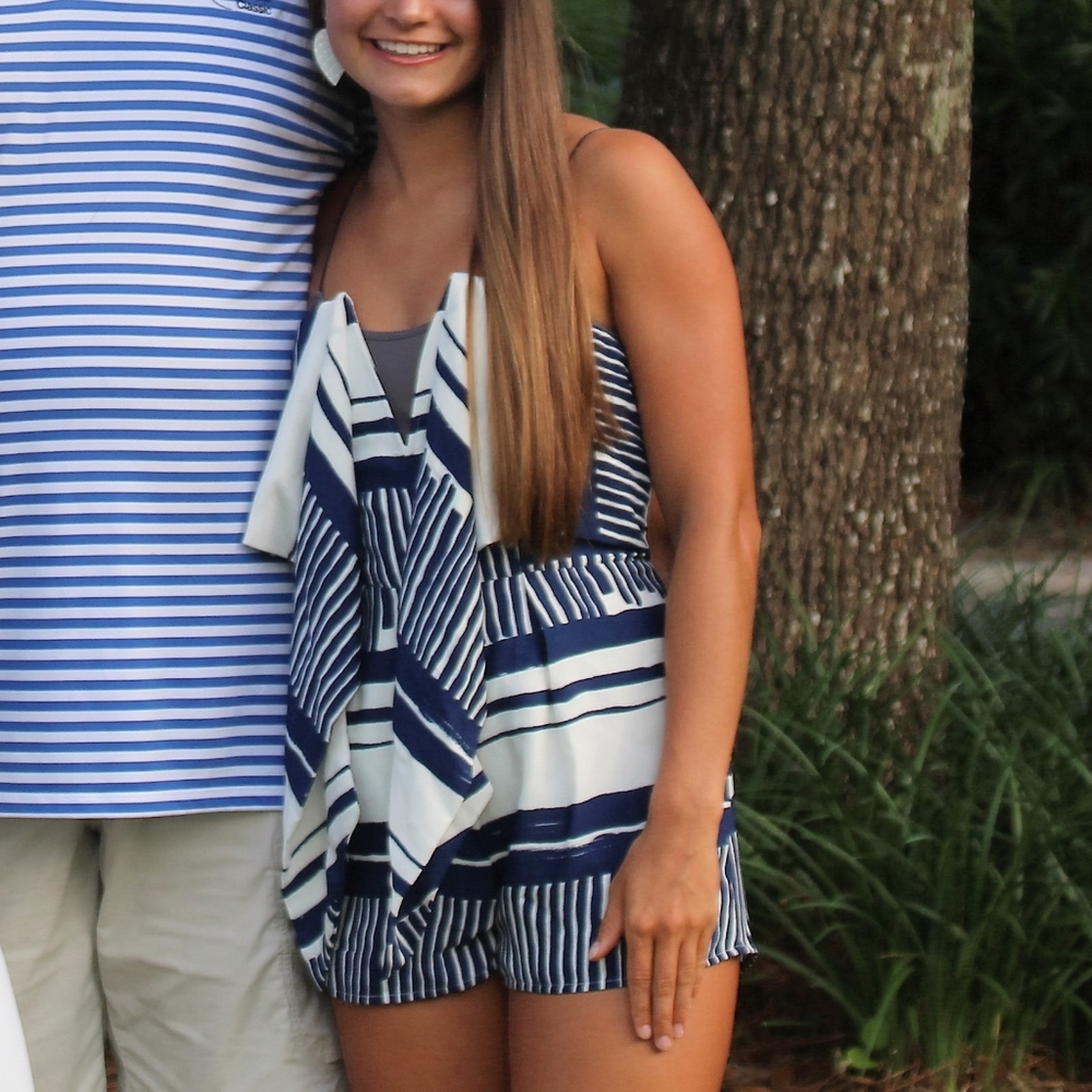 Lulus sleeveless rompet